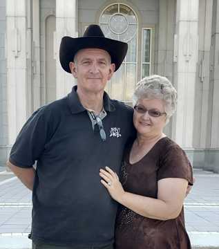 Philip and Stacey Mayer at the Houston LDS Temple